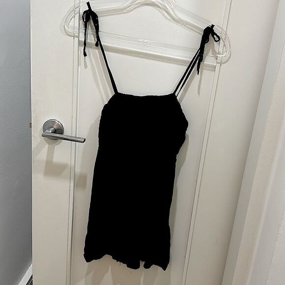 Urban Outfitters Black Romper Adjustable Straps - Picture 1 of 9